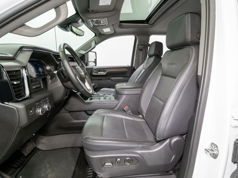 Used 2025 GMC Sierra 2500 Denali w/ Denali Reserve Package image 19