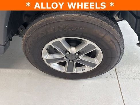 Used 2018 Jeep Wrangler Unlimited Sahara image 28