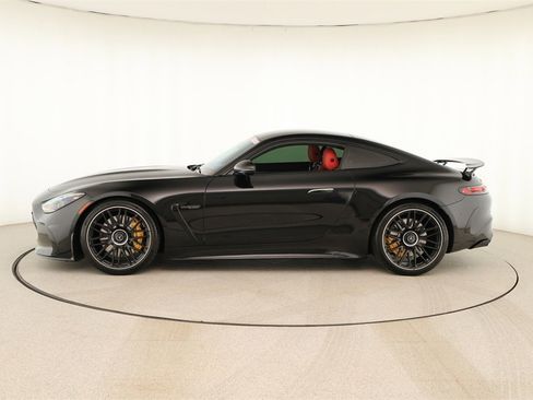 Used 2025 Mercedes-Benz AMG GT 63 image 2