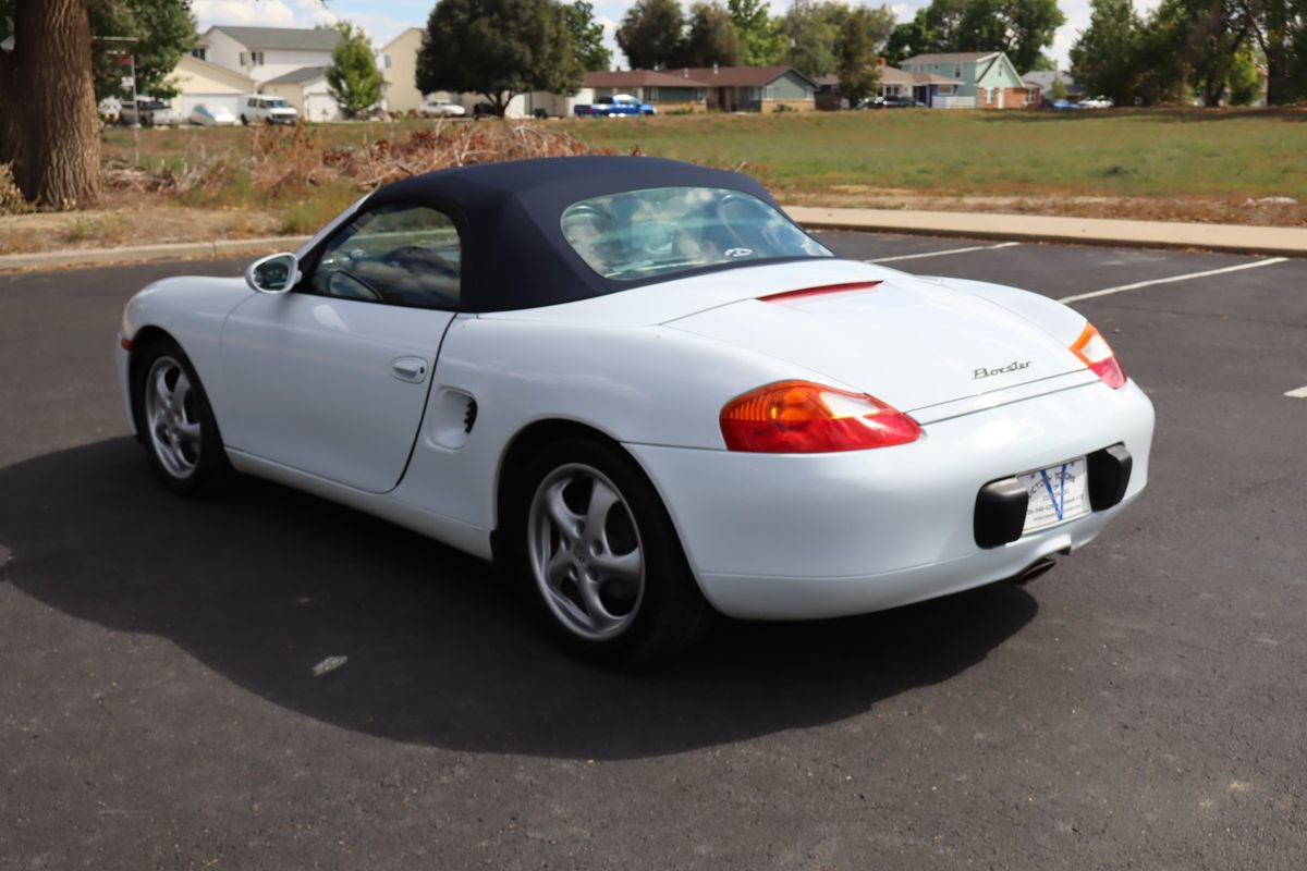 Used 1999 Porsche Boxster RWD image 21