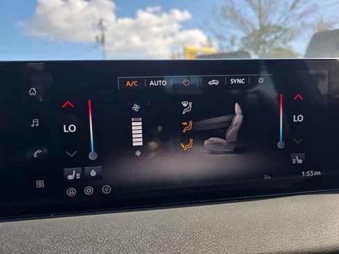 New 2026 Nissan Sentra SR w/ SR Premium Package image 21