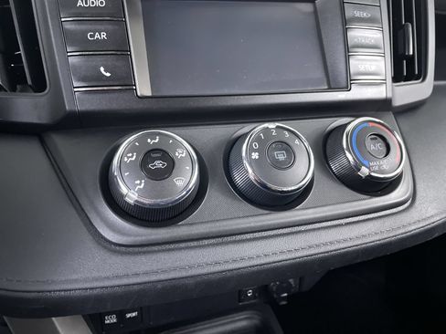 Used 2017 Toyota RAV4 LE w/ All Weather Liner Package AWD/4WD image 16