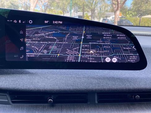 Used 2024 Lucid Air Pure image 14