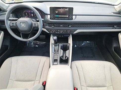 Certified 2023 Honda Accord EX image 14