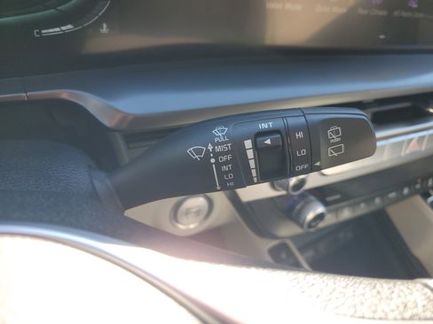 Certified 2024 Kia Telluride S w/ S Sunroof Package image 31