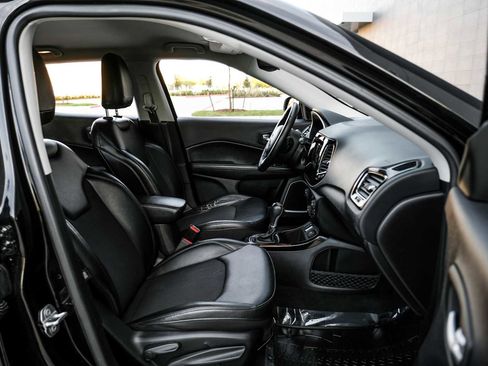 Used 2019 Jeep Compass Altitude image 31