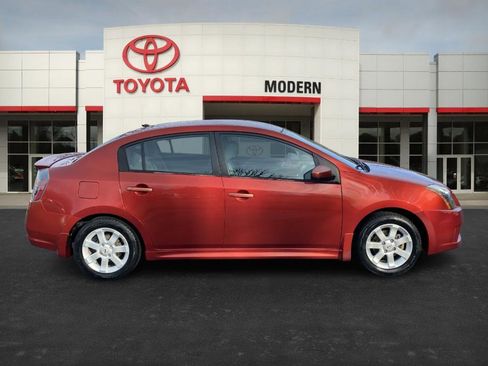 Used 2011 Nissan Sentra 2.0 SR image 4