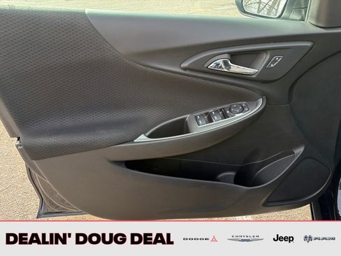 Used 2023 Chevrolet Malibu LT FWD image 10