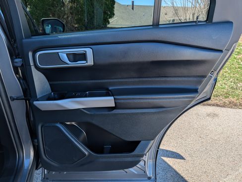 Used 2023 Ford Explorer XLT w/ Equipment Group 202A image 37