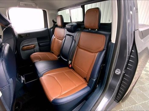 Used 2022 Ford Maverick Lariat w/ Lariat Luxury Package image 19