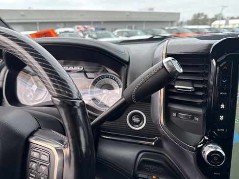 Used 2019 RAM 2500 Limited image 16