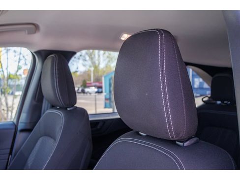 Used 2025 Ford Escape Active AWD/4WD image 17