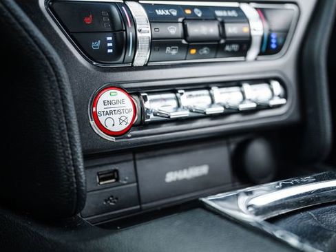 Used 2017 Ford Mustang GT Premium w/ Equipment Group 401A RWD image 20