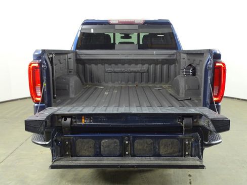 Used 2019 GMC Sierra 1500 Denali w/ Driver Alert Package II image 9