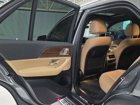 Certified 2025 Mercedes-Benz GLE 450e 4MATIC image 15