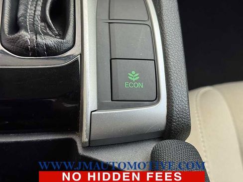 Used 2017 Honda Civic EX image 32