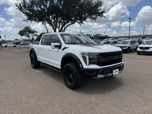 Certified 2025 Ford F150 Raptor AWD/4WD image 5