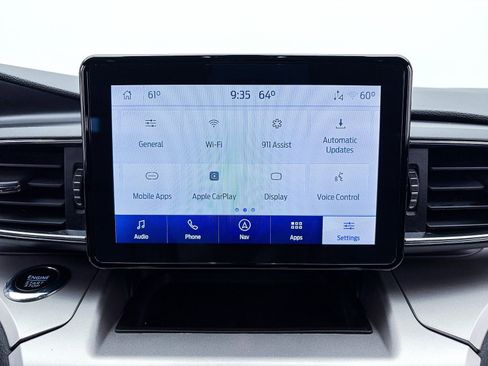 Used 2022 Ford Explorer XLT w/ Equipment Group 202A image 24