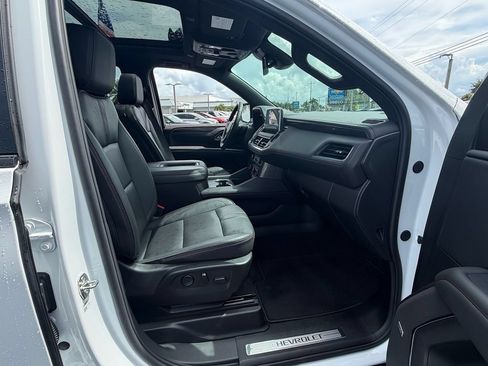 Certified 2024 Chevrolet Tahoe RST w/ Luxury Package AWD/4WD image 19