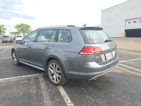 Used 2019 Volkswagen Golf Alltrack SE AWD/4WD image 4