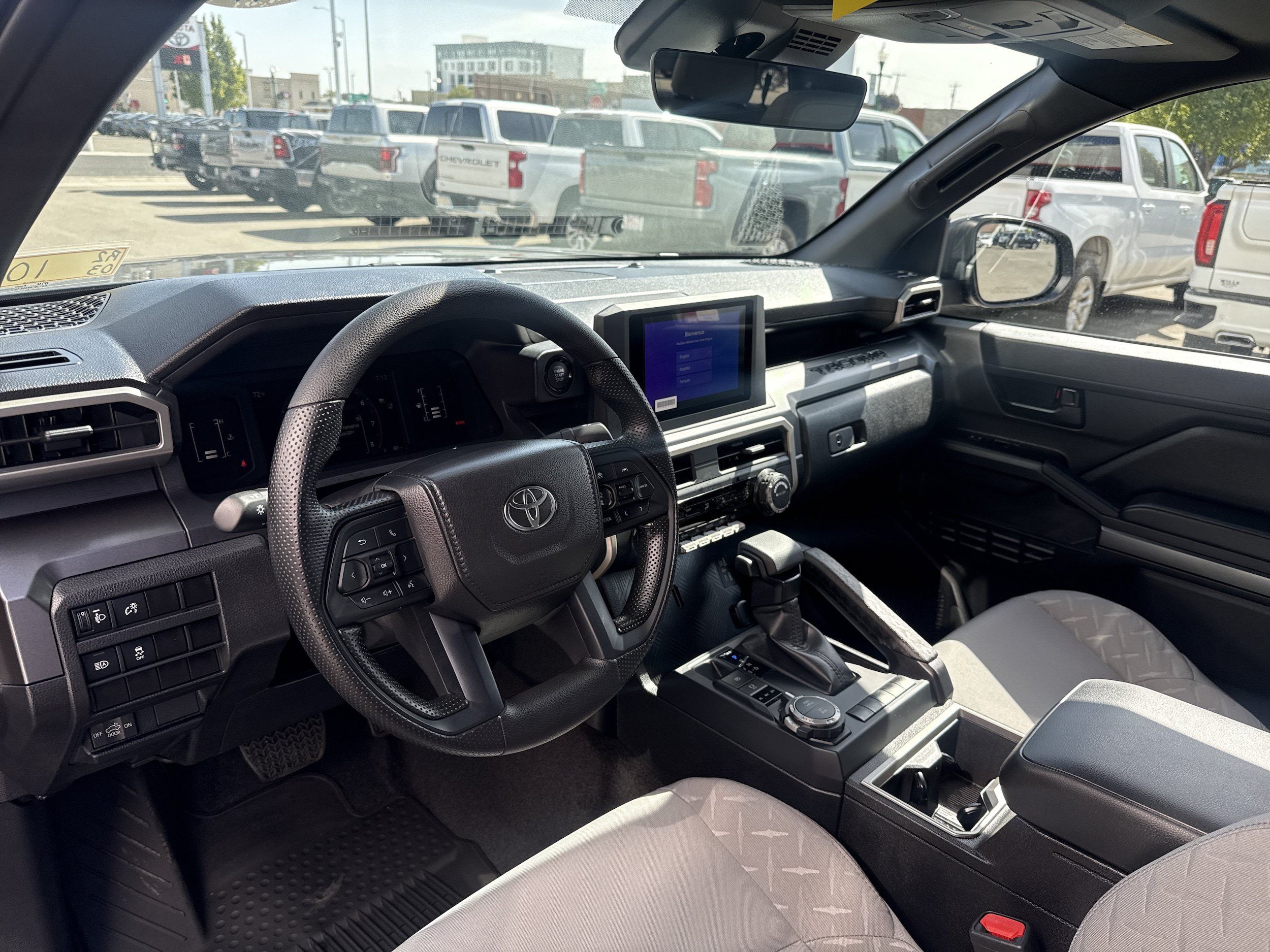 Used 2026 Toyota Tacoma SR5 AWD/4WD image 3