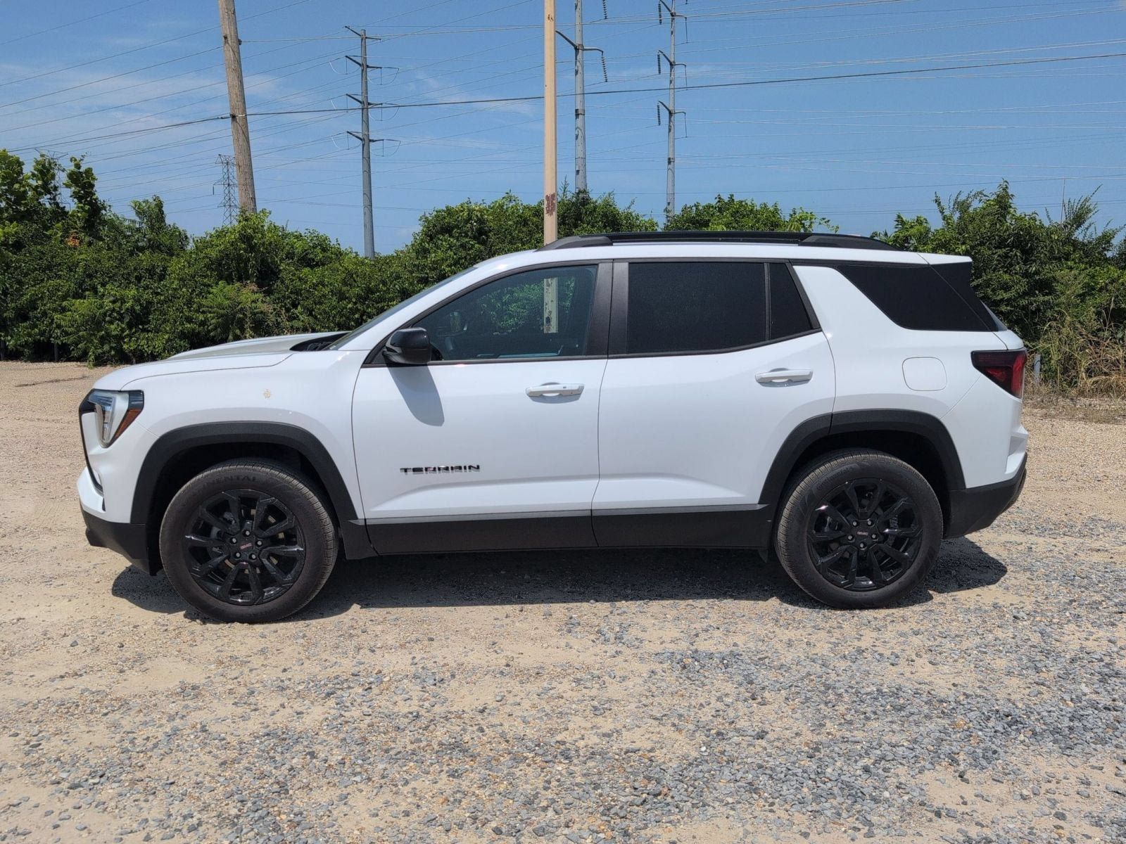 New 2026 GMC Terrain Elevation w/ Elevation Premium Package FWD image 2