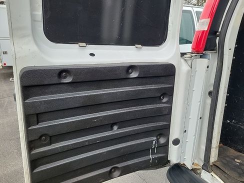 Used 2019 Chevrolet Express 2500 Work Van 3D Cargo Van w/ Driver Convenience Package image 6