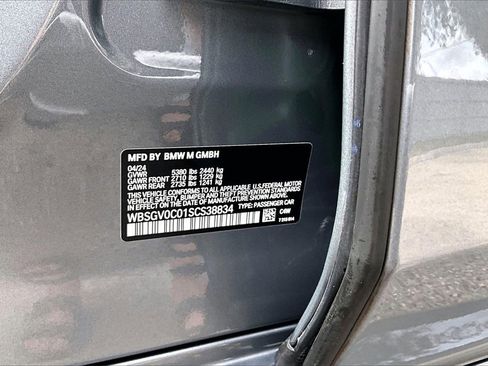 Used 2025 BMW M8 Competition image 30