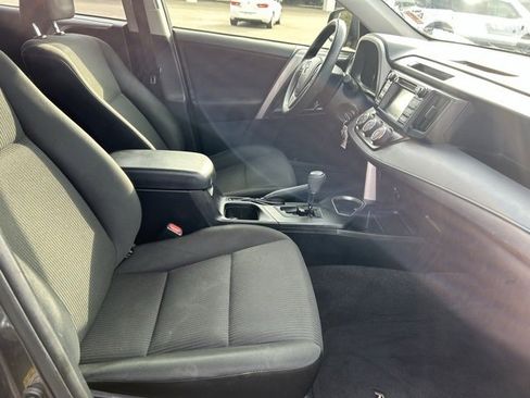 Used 2017 Toyota RAV4 LE image 20
