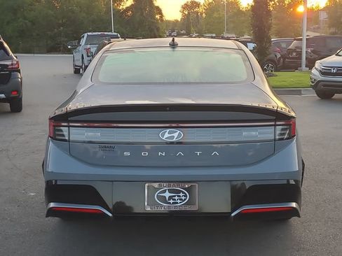 Used 2024 Hyundai Sonata SEL FWD image 4