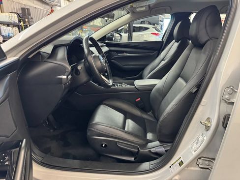 Used 2024 MAZDA MAZDA3 s FWD image 14