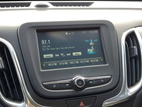 Used 2018 Chevrolet Equinox LT AWD/4WD image 25