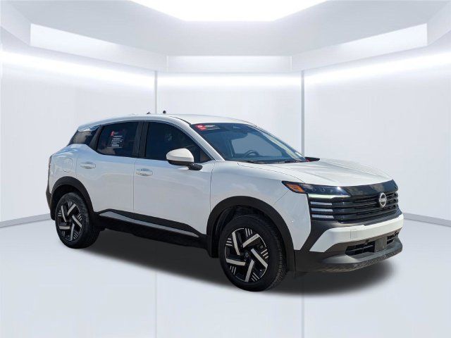 Used 2025 Nissan Kicks SV FWD image 8