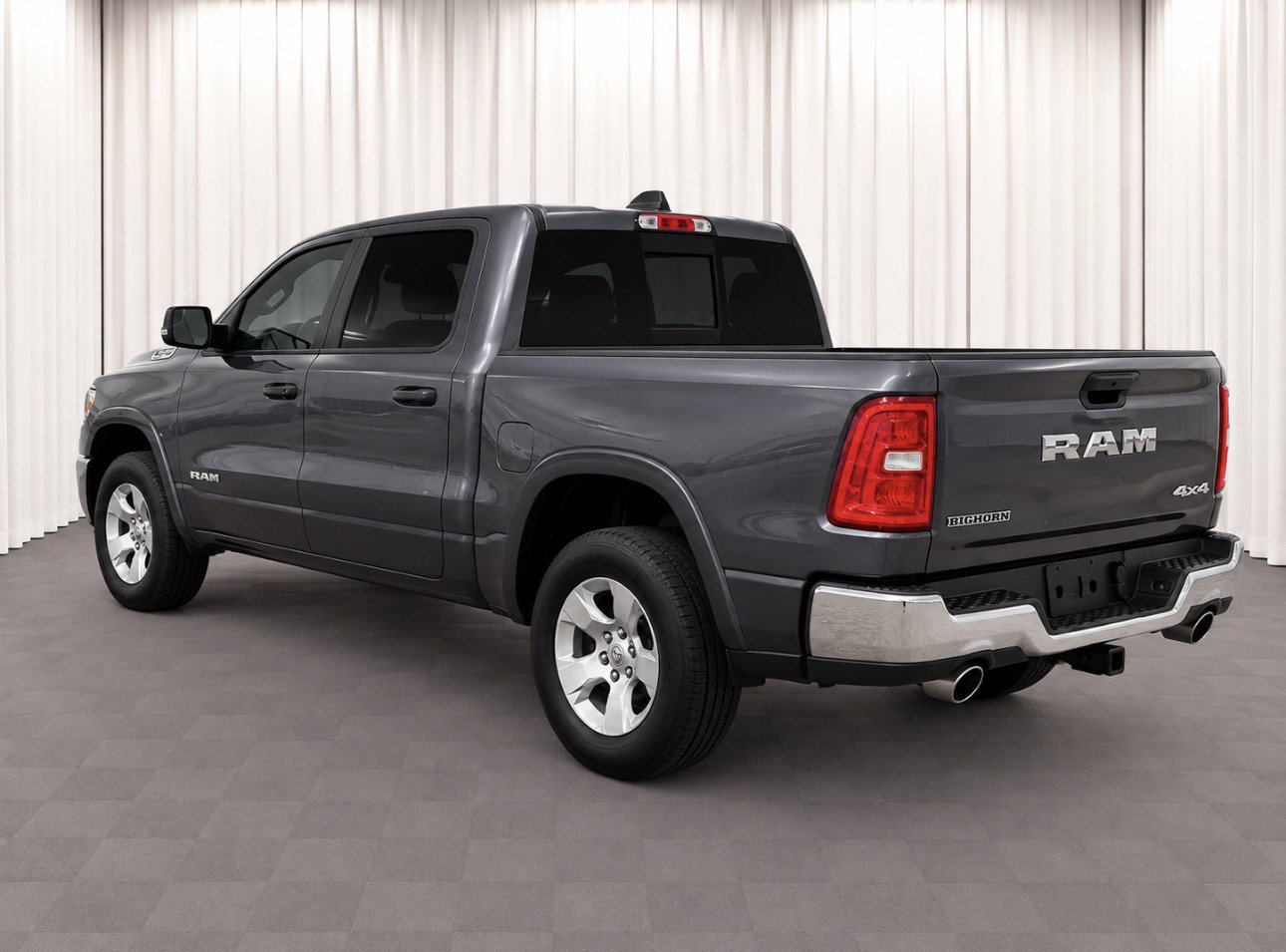 Used 2025 RAM 1500 Big Horn AWD/4WD image 6