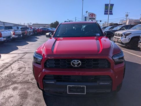 Certified 2025 Toyota 4Runner TRD Off-Road Premium w/ Tow Technology Package image 11