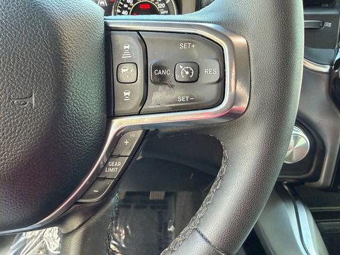 Used 2025 RAM 1500 Laramie image 25