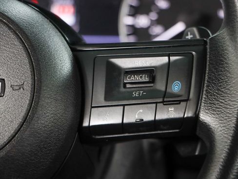 Used 2023 Nissan Rogue SV FWD image 14