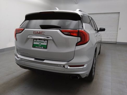 Used 2018 GMC Terrain Denali w/ Advanced Safety Package image 7