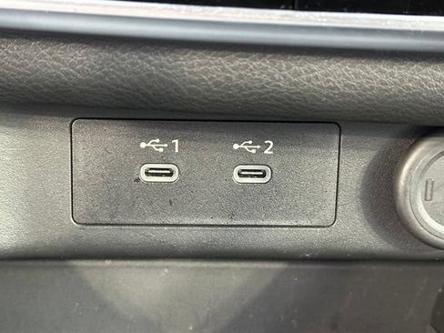 Used 2025 Nissan Rogue SV AWD/4WD image 35
