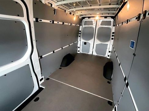 New 2025 Mercedes-Benz Sprinter 2500 image 13