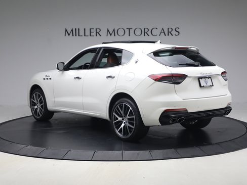 Certified 2022 Maserati Levante Modena image 4