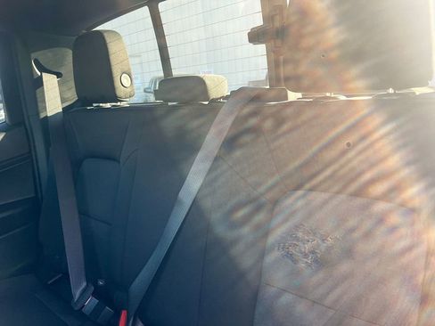 Used 2025 Chevrolet Colorado W/T image 23