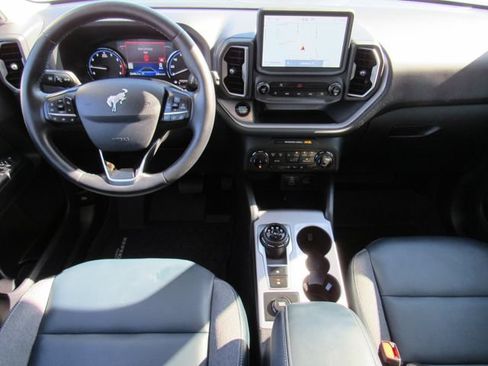 Used 2024 Ford Bronco Sport Outer Banks w/ Tech Package AWD/4WD image 17