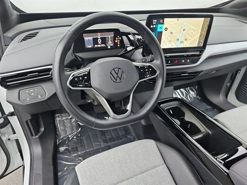 Certified 2023 Volkswagen ID.4 2WD image 15
