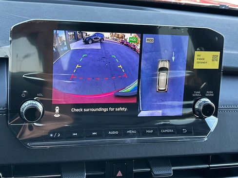 New 2025 Mitsubishi Outlander SE image 19