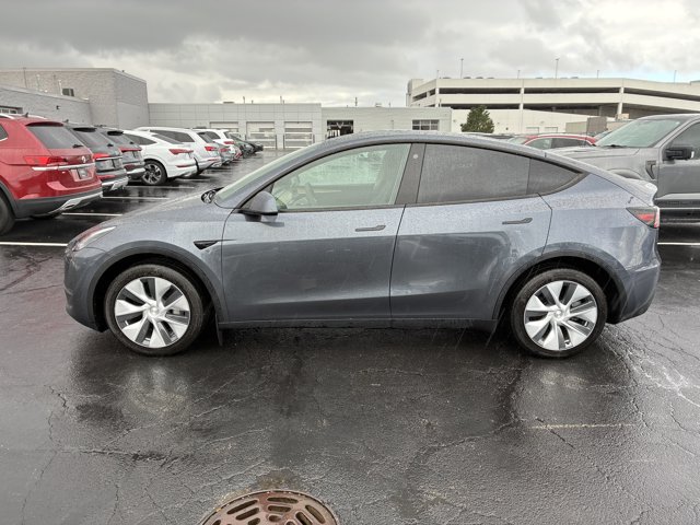 Used 2023 Tesla Model Y Long Range AWD/4WD image 8