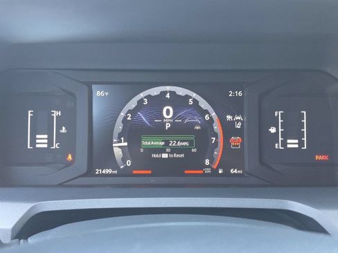 Certified 2025 Toyota 4Runner SR5 AWD/4WD image 26