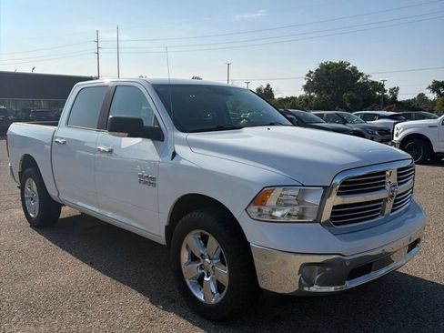 Used 2016 RAM 1500 Big Horn AWD/4WD image 3