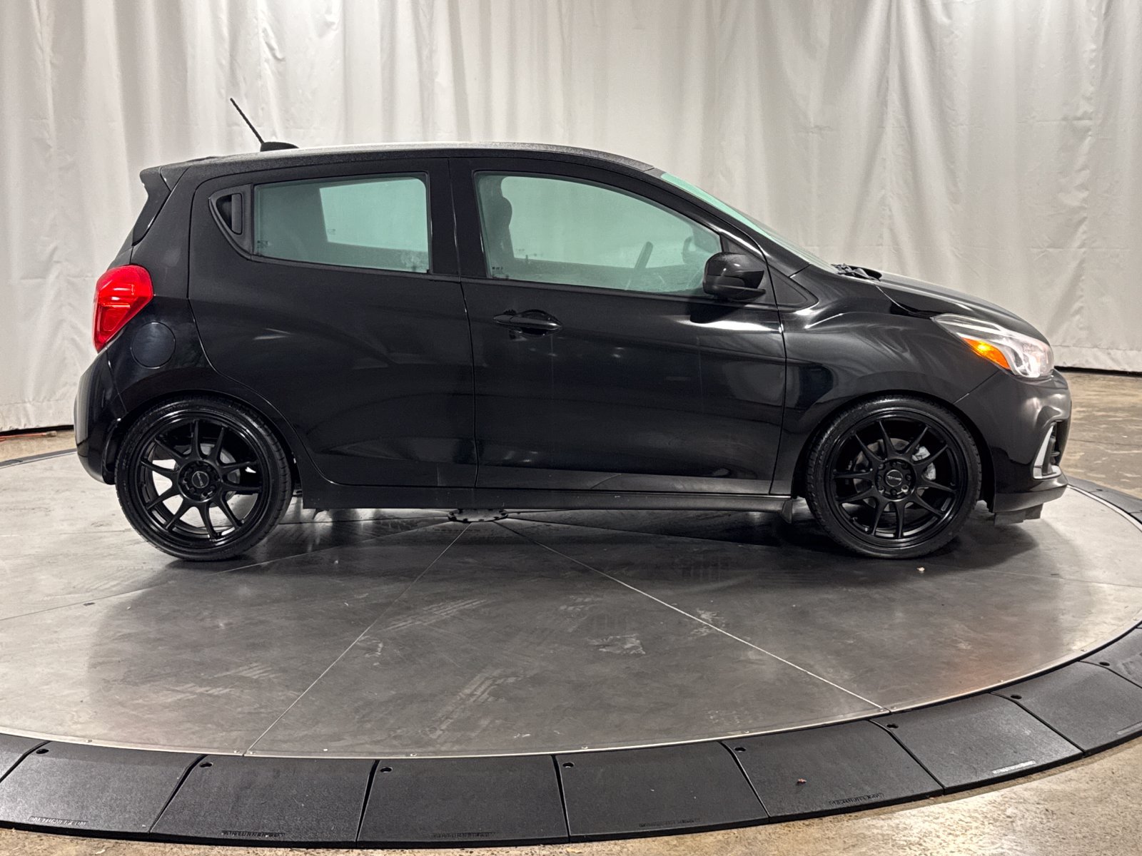 Used 2017 Chevrolet Spark LT FWD image 9