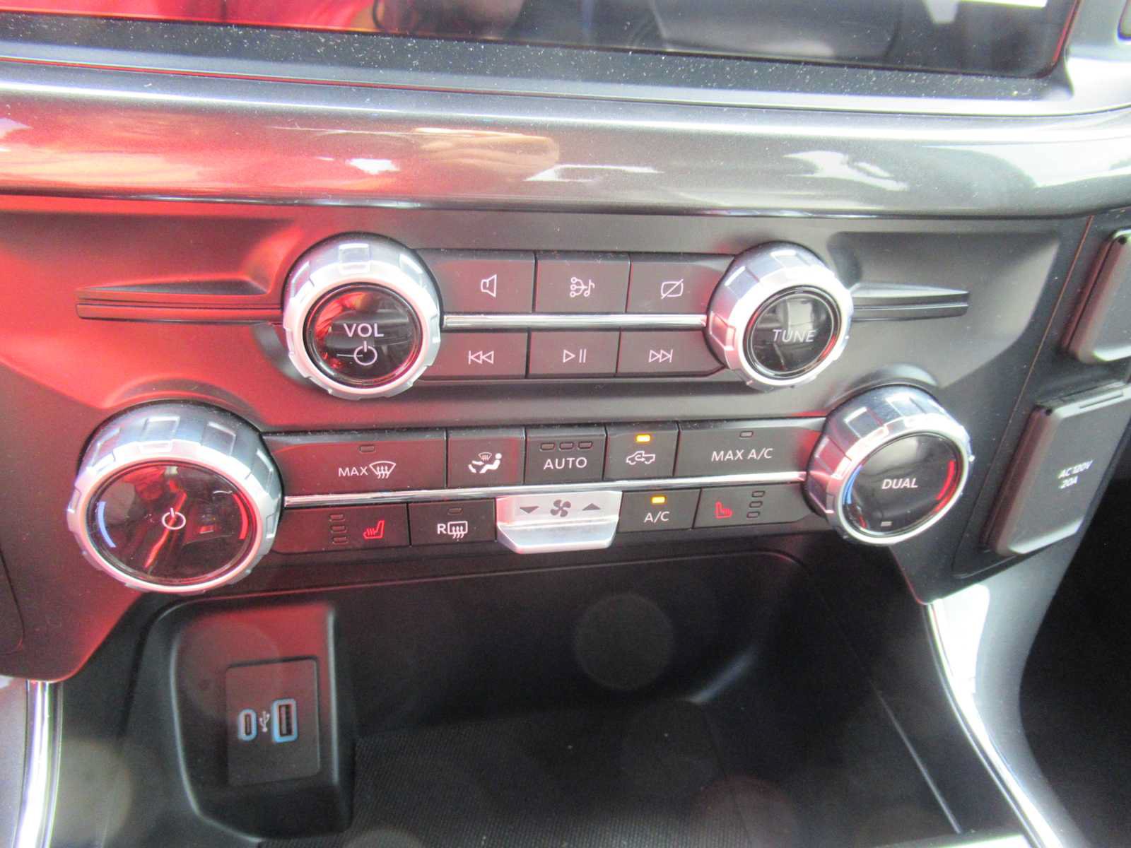 Used 2023 Ford F150 XLT w/ Equipment Group 302A High AWD/4WD image 26